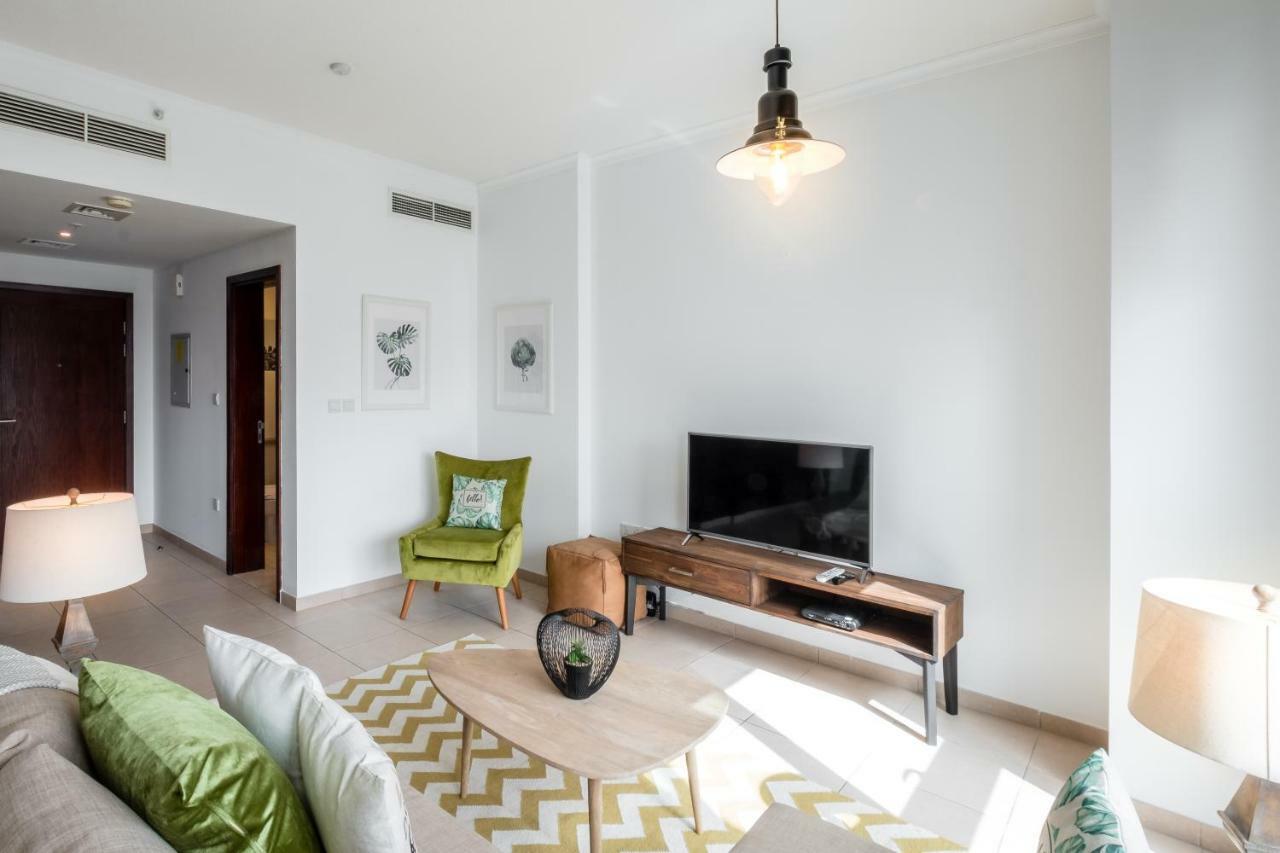 Maison Privee - Exclusive Apt With Burj Khalifa Next Door Dubai Exterior photo